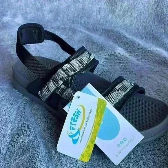 Baretraps Newlynn Sport Sandals in Black Size 6 NWT - Picture 6 of 7
